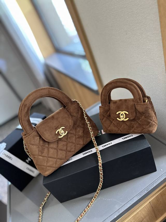 折叠礼盒包装 Chanel 24新款kelly链条包 24C最火的一款 尺寸：14Cm小 21Cm大
