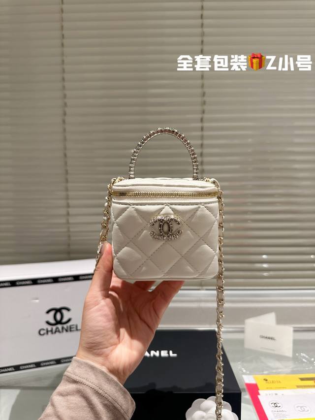 小号 全套包装 Chanel口红包 金球款 两个尺寸 时髦精必备款 超级精致 Size:小号11*8