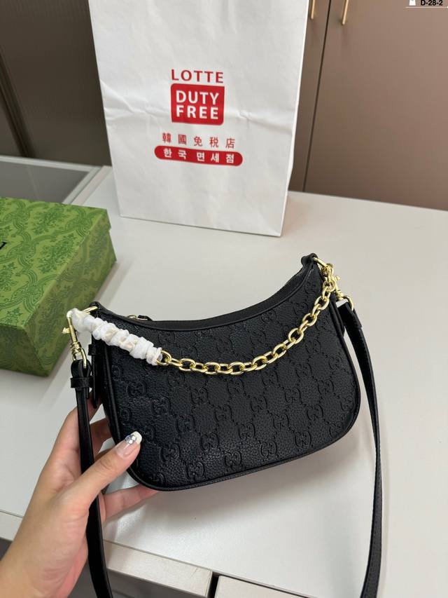 Gucci Ophidia Mini Bags单肩包半月包 低调奢华有内涵满足小姐姐想凸显气质但又不张扬的需求 D-28-2尺寸20.6.13配盒 Gucci Ophidia Mini Bags单肩包半月包 低调奢华有内涵满足小姐姐想凸显气质但又不张扬的需求 D-28-2尺寸20.6.13配盒