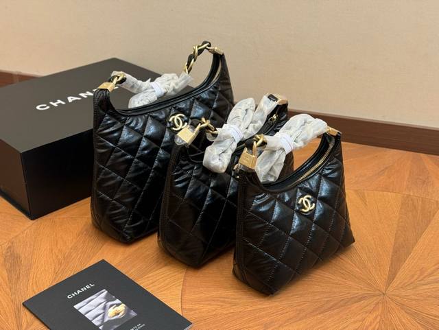 香奈儿 24A Hobo 粗链条腋下包 温润细腻 优雅高级 非常百搭耐看 经典时髦 尺寸:31.21Cm 26.17Cm 20.15Cm