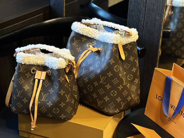 羊羔毛 小号配盒 Lv Neonoe 香槟桶 牛皮原单系列 对比原版软底lv 路易威登20新款neonoe抽绳水桶包单肩女包louis Vuittonm4402
