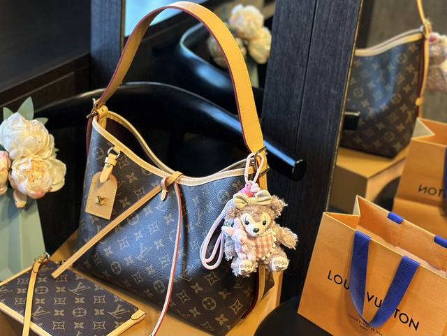 原厂皮 送挂件 折叠礼盒 官网限定飞机箱 Lv 全新mini Size 25Cm 王炸爆款无论是外观还是实用性都下了功夫的carryall腋下包，自重轻容量大；