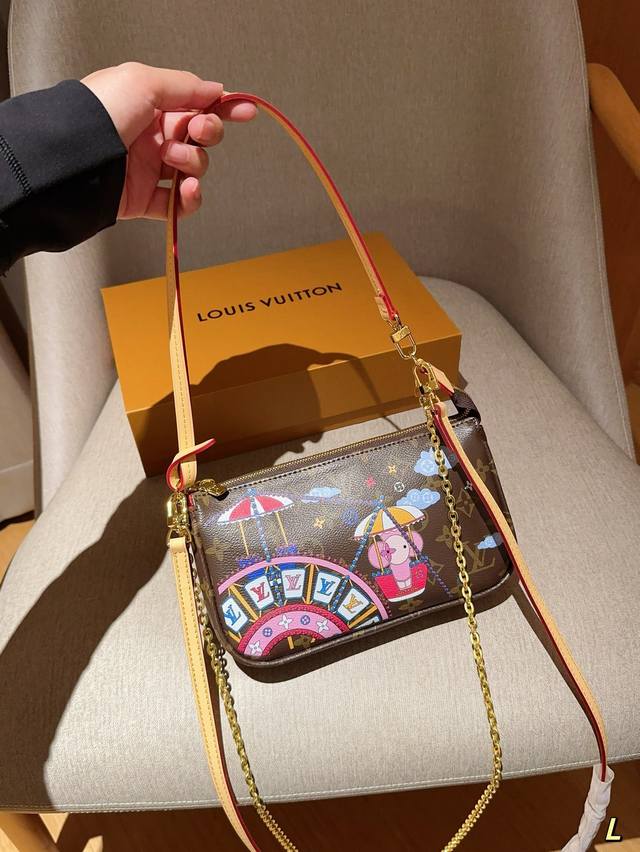 Lv路易威登 圣诞节限定款麻将包 尺寸23×13×4 礼盒包装 Lv路易威登 圣诞节限定款麻将包 尺寸23×13×4 礼盒包装