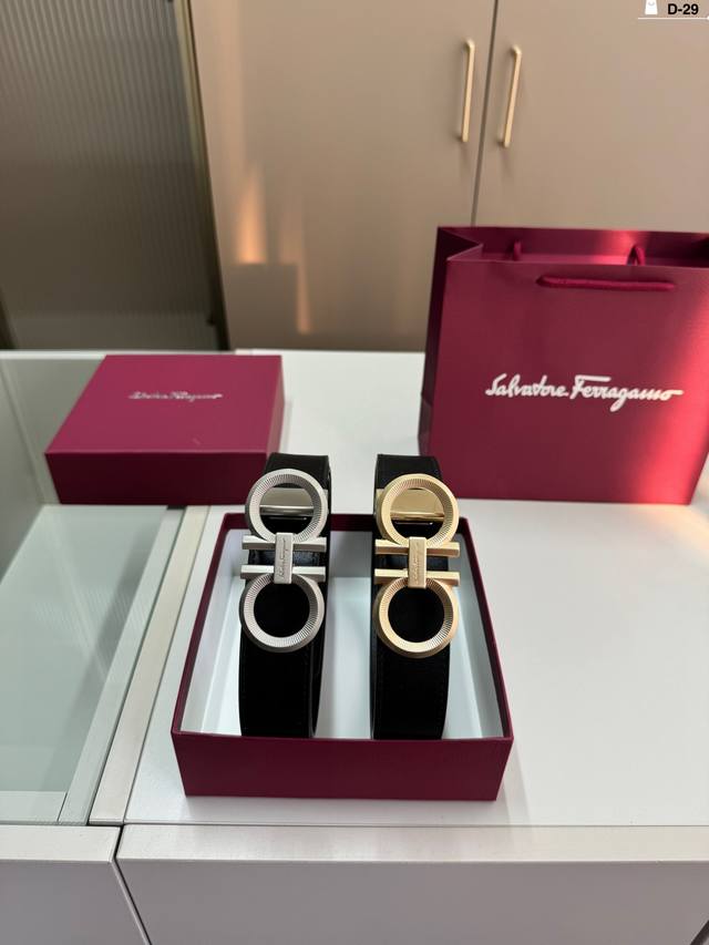 菲拉格慕 男士牛皮腰带 D-29全套包装+手提袋 菲拉格慕 男士牛皮腰带 D-29全套包装+手提袋