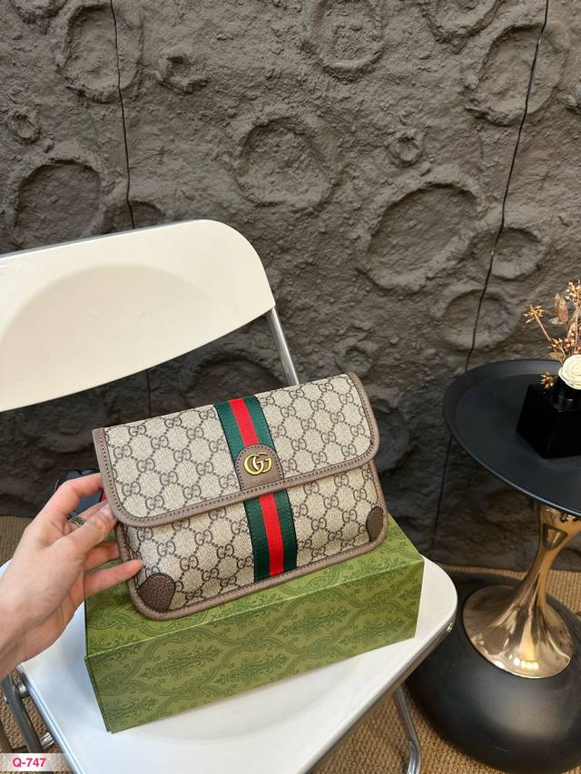 配折叠盒 酷奇gucci Neo Vintagegg 彩带腰包 单肩斜挎包 胸包 原版面料 经典百搭 实物拍摄 尺寸24.17Cm 配折叠盒 酷奇gucci Neo Vintagegg 彩带腰包 单肩斜挎包 胸包 原版面料 经典百搭 实物拍摄 尺寸24.17Cm