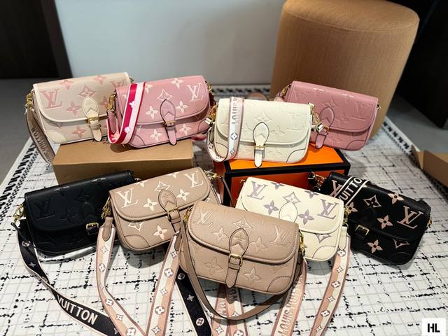 礼盒 Lv法棍包穿搭也太好看了吧 无滤镜的上身实拍先 自从speedy20开始就种草了这个系列然后又特别喜欢 双肩带的配置让复古的气质中又带着时尚感搭配起来毫不 礼盒 Lv法棍包穿搭也太好看了吧 无滤镜的上身实拍先 自从speedy20开始就种草了这个系列然后又特别喜欢 双肩带的配置让复古的气质中又带着时尚感搭配起来毫不