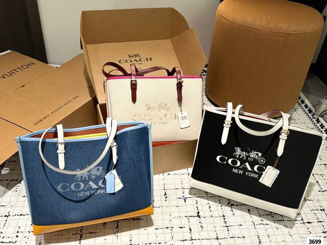 配盒尺寸33.26 蔻驰 Coach Molie 托特包 质感很高级 容量超级大也很耐用 日常出街背它回头率百分百 就是这种随性慵懒感