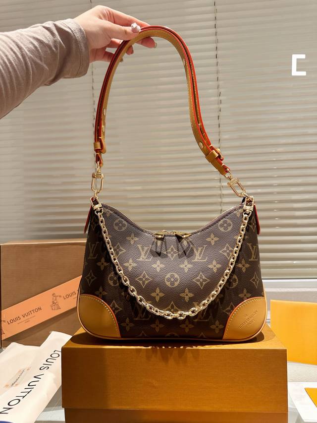 顶级原单 飞机盒折叠盒全套包装 Lv老花牛角包单肩斜挎中古 Vintage包包v老花村上隆限定薇薇安女包lv老花限定 !超美!好多网红潮人都在背 单肩斜挎背这款 顶级原单 飞机盒折叠盒全套包装 Lv老花牛角包单肩斜挎中古 Vintage包包v老花村上隆限定薇薇安女包lv老花限定 !超美!好多网红潮人都在背 单肩斜挎背这款