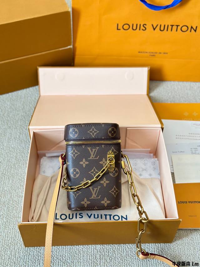 牛皮版本 Lv 链条 Phone Box 老花链条 手机包 斜挎包 M44914 高级相机包 手机包 情侣款 备受拥戴质量对比原版复刻 高级内里 完美收纳随行物