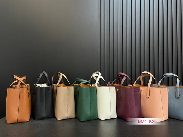 配盒 托里伯奇托特包 很秀气设计 简约大气超级文艺 非常好搭配 尺寸：25*21