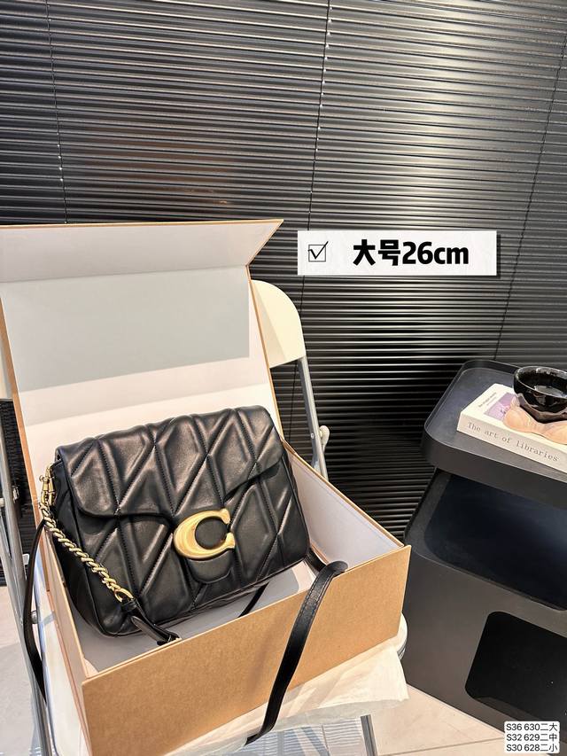 大号 中号 小号 配折叠盒子 蔻驰酒神 Coach 2024秋季秀款图就一眼爱上了这款 Square Tabby 新季手袋致敬纽约这座灵感之城 Square T 大号 中号 小号 配折叠盒子 蔻驰酒神 Coach 2024秋季秀款图就一眼爱上了这款 Square Tabby 新季手袋致敬纽约这座灵感之城 Square T