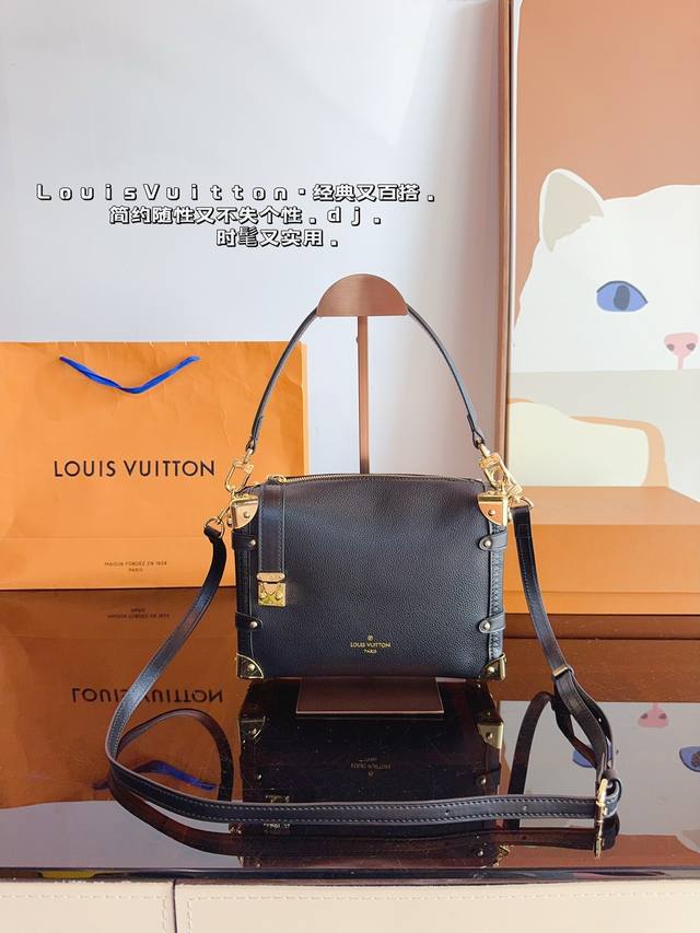 配礼盒 Lv 24王炸新款包trunk 新品 走秀小软箱s来了终于 超级洋气 Upupup 搜索lv 软箱子尺寸：23*8*16Cm