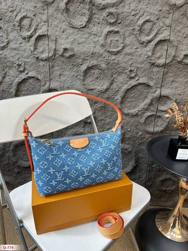 配折叠盒 Lv中古经典腋下包 新款牛仔饭盒包 跟上这波风潮太可爱了啊啊 复古才是真正上头的！新款牛仔 饭盒包！ 尺寸24.16Cm