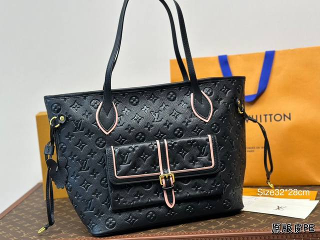 牛皮 Lv Neverfull购物袋 之前一直get不到经典款nf包的美,Lv最经典的包款可以说是iv最最经典的包包以及很多红薯宝宝们人生第一只奢侈品包/第一只 牛皮 Lv Neverfull购物袋 之前一直get不到经典款nf包的美,Lv最经典的包款可以说是iv最最经典的包包以及很多红薯宝宝们人生第一只奢侈品包/第一只