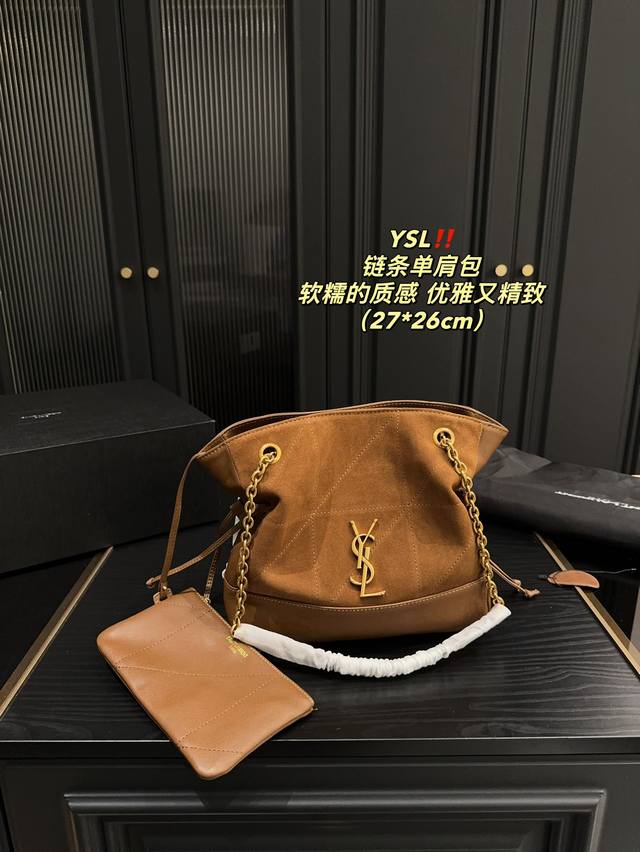 配折叠盒尺寸27.26 圣罗兰 Ysl 单肩包 羊皮材质塑造软糯手感、质感不会让人失望、也正是因为柔软皮质、所以抽绳设计才能让包包 呈现出自然褶皱线条 超大空间 配折叠盒尺寸27.26 圣罗兰 Ysl 单肩包 羊皮材质塑造软糯手感、质感不会让人失望、也正是因为柔软皮质、所以抽绳设计才能让包包 呈现出自然褶皱线条 超大空间