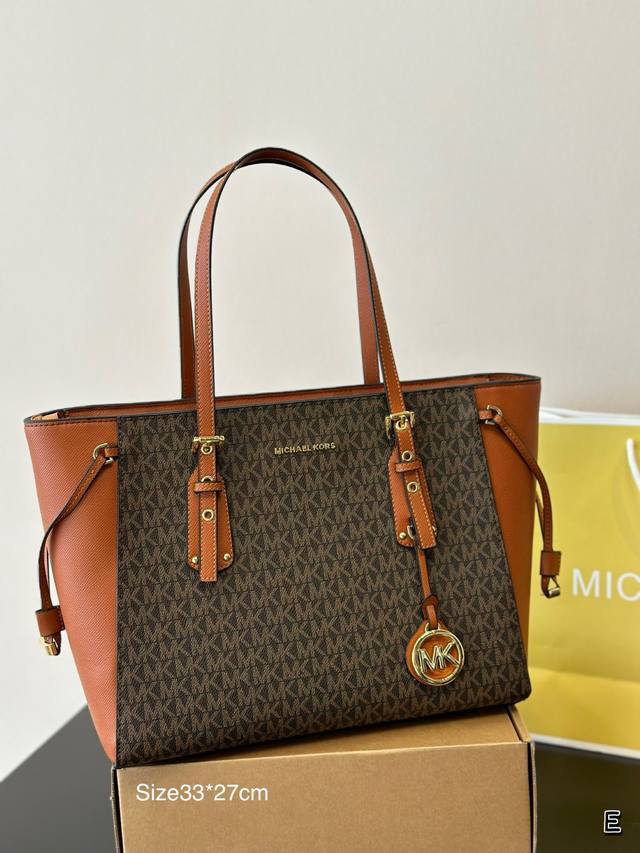 尺寸33*27 Mk链条托特包 颜值高 日常出街首选 潮酷时尚女孩必入款