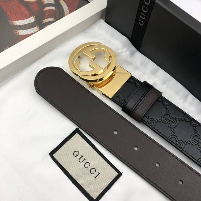 配送专柜全套礼盒包装。 Gucci 古奇官网新款 正品规格 原版品质 头层小牛皮压花 咖啡色头层皮底 官方logo编号:473030 37Mm 抛光亮面旋转双g 配送专柜全套礼盒包装。 Gucci 古奇官网新款 正品规格 原版品质 头层小牛皮压花 咖啡色头层皮底 官方logo编号:473030 37Mm 抛光亮面旋转双g