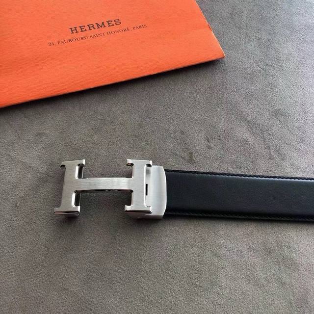 自动无孔腰带 Hermes爱马仕35Mm精致h自动扣,进口双面头层牛皮腰带,完美佩饰! 自动无孔腰带 Hermes爱马仕35Mm精致h自动扣,进口双面头层牛皮腰带,完美佩饰!