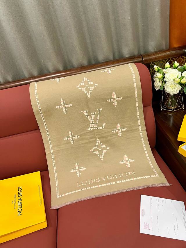 图片同款包装10 Lv爆款女士围巾 买了都说好看推荐顶级工艺超值lv专柜爆款立体呈现图案纹路实物档次极高特殊工艺高端研发惊艳问世特殊尖端工艺处理受到白富美的喜欢 图片同款包装10 Lv爆款女士围巾 买了都说好看推荐顶级工艺超值lv专柜爆款立体呈现图案纹路实物档次极高特殊工艺高端研发惊艳问世特殊尖端工艺处理受到白富美的喜欢