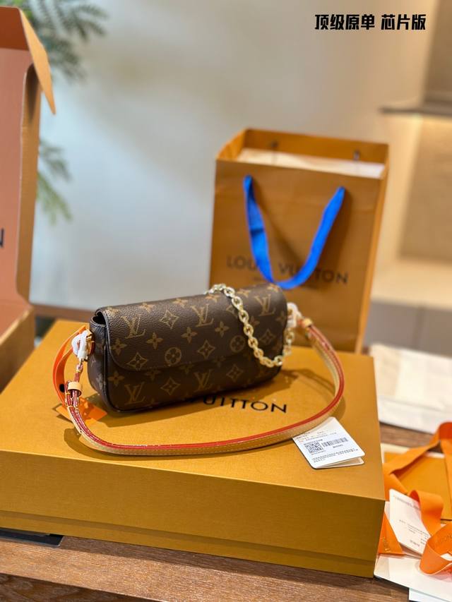 芯片版 全钢五金 Iv今年最火爆的老花小包就是ivywoc了吧 Wallet On Chain Ivy手袋取材monogram帆布，灵感源 自2000年代的sa