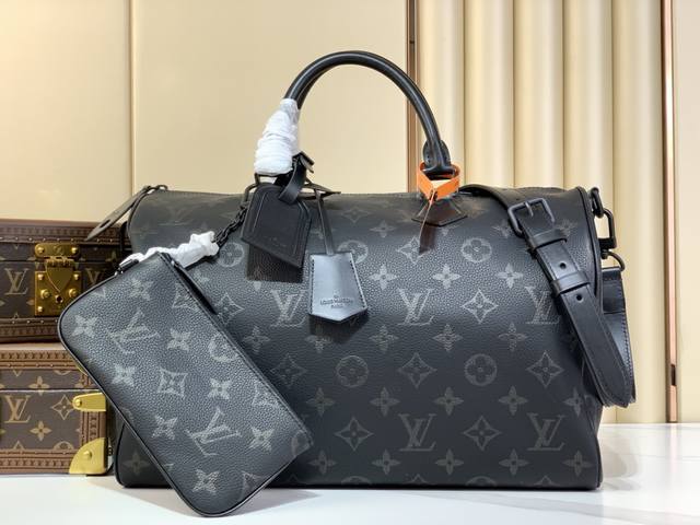 出厂价 Speedy P9 Bandoulière40手袋 M24419黑色 本款speedy P9 Bandoulière 40 Monogram Leath