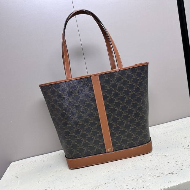 Cabas中号标志印花牛皮革手袋 黄褐色 12 X 12 X 6英寸 31.5 X 31.5 X 16厘米 本款型可装下普通屏幕14寸笔记本电脑 Triomph