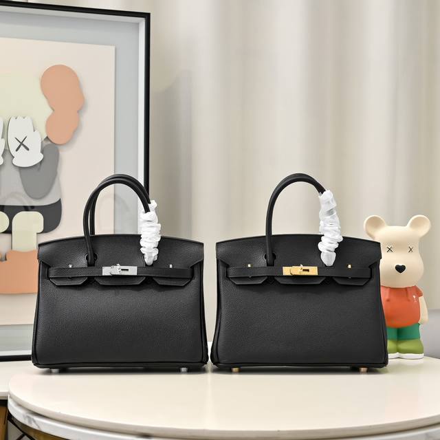 Hermes Bk 爱马仕经典中的经典款 历史悠久 经典美包 爱不释手 外头层小牛荔枝纹 内里羊皮 五金 车线看细节 全球销量已经超过益力多[偷笑][偷笑] 尺