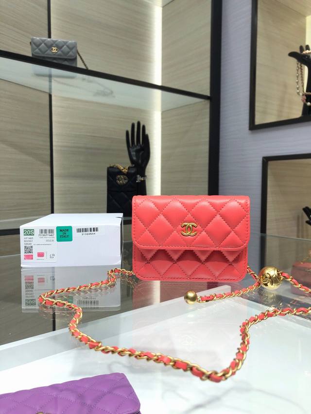 特价 不退不换 Ohanel 新品小金球系列 腰包饰品 口红包 复古五金 羊羔皮尺寸：12Cmx9Cm A P1465