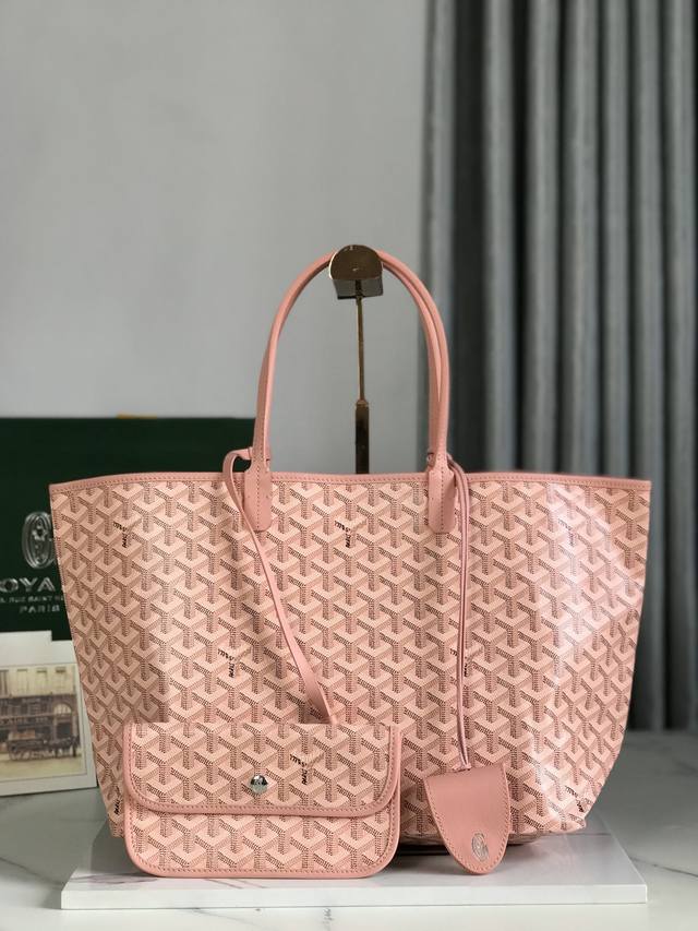正品级 Goyard 戈雅 经多次研究与改良，不断提升面料与皮质，全方位独家定制只为不断达到客户的高品质要求 底布采用与zp一致的定制高品雨露麻，再涂上光面的树