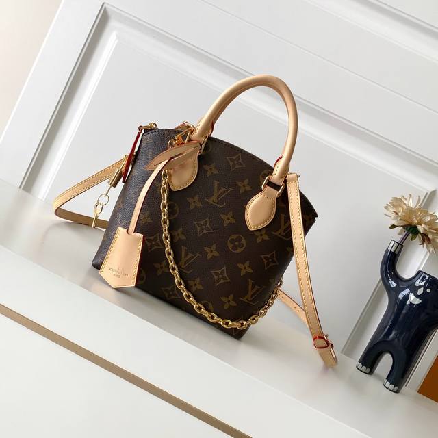 顶级原厂 M1 老花 动态芯片版 皮料是正品法国a级品质、手工 油边细节非常精致 尺寸:19X15X7