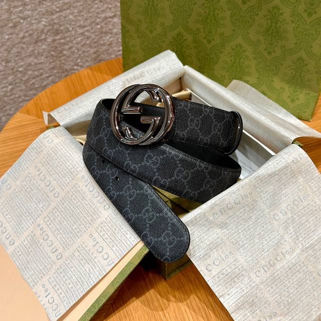 Gucci 意大利进口专柜专用印花帆布配头层皮底，搭配真空电镀亮面纯铜扣，官网新款，专柜有售，市场顶级品质，支持验货 配送全套专柜包装，宽度 4.0Cm