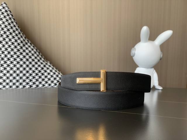 Tom Ford -双面意大利进口头层手掌纹牛皮，搭配真空电镀亮面纯铜扣，经典款式，专柜有售，市场顶级品质，支持验货 配送全套专柜包装，宽度 3.8Cm