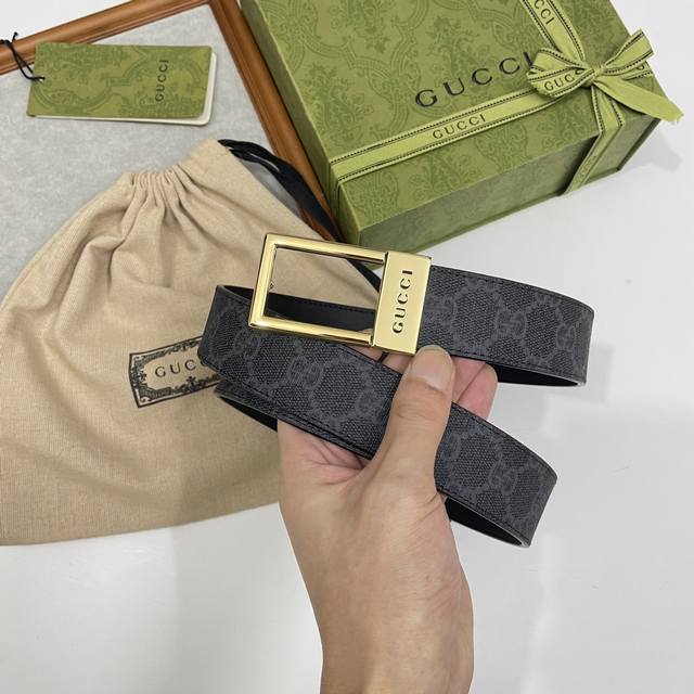 Gucci -意大利进口专柜专用印花帆布配平纹底，搭配真空电镀亮面纯铜扣，经典款式，专柜有售，市场顶级品质，支持验货 配送全套专柜包装，宽度 3.5Cm