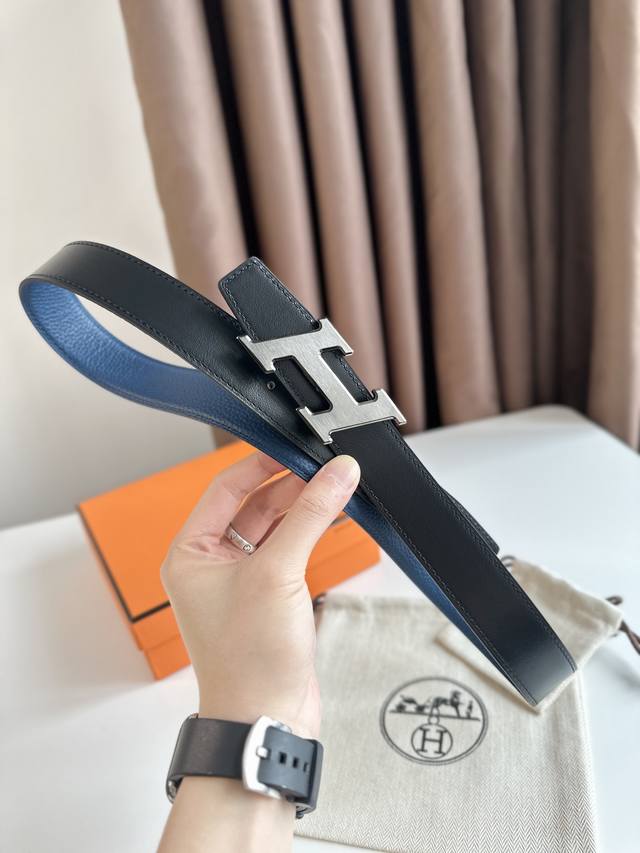 爱马仕 -意大利进口头层荔枝纹牛皮配平纹底，搭配真空电镀拉丝纯铜扣，官网新款，专柜有售，市场顶级品质，支持验货 配送全套专柜包装，宽度 3.2Cm