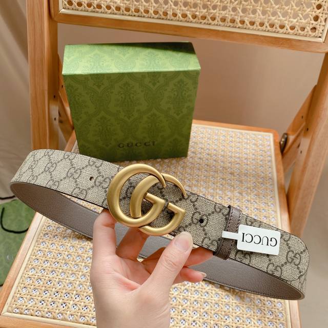 Gucci -意大利进口专柜专用印花帆布配猪皮纹底，搭配真空电镀仿古铜旋转扣，经典款式，专柜有售，市场顶级品质，支持验货 配送全套专柜包装，宽度 3.8Cm