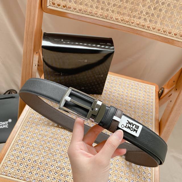 万宝龙 -双面意大利进口头层格纹小牛皮，搭配真空电镀亮面纯铜针扣，经典款式，专柜有售，市场顶级品质，支持验货 配送全套专柜包装，宽度 3.5Cm