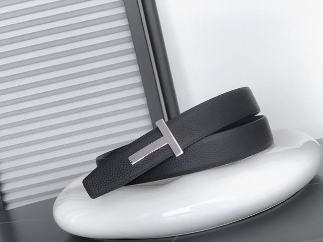 Tom Ford -意大利进口头层荔枝纹牛皮配平纹底,搭配真空电镀亮面纯铜扣,官网新款,专柜有售,市场顶级品质,支持验货 配送全套专柜包装,宽度 3.0Cm Tom Ford -意大利进口头层荔枝纹牛皮配平纹底,搭配真空电镀亮面纯铜扣,官网新款,专柜有售,市场顶级品质,支持验货 配送全套专柜包装,宽度 3.0Cm