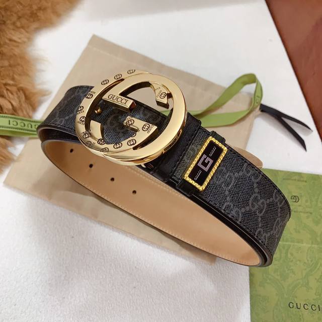配送正版包装古奇gucci官网同步系列，双g精品扣，宽度3.8Cm，原厂面料搭配树膏底，请看品质看细节，实物对比即知，做工质量决定一切，正版开模