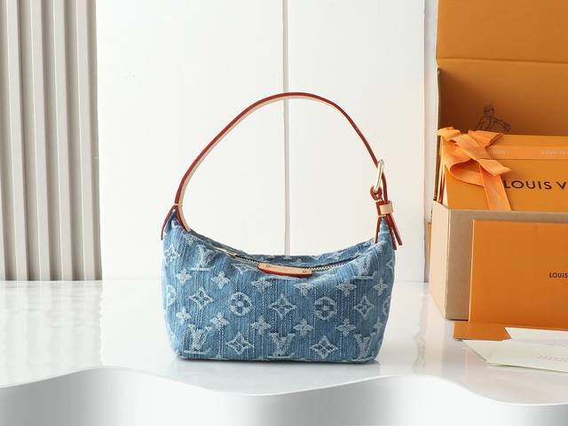 变码芯片版顶级原单，加强版hills Pochette 腋下手袋 M82949 蓝色牛仔 18.5Cm