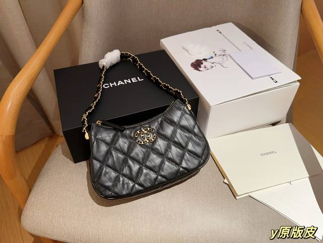 原版皮 香奈儿chanel 23K Hobo腋下包月牙包 手感软糯 尺寸24×14×5 礼盒包装