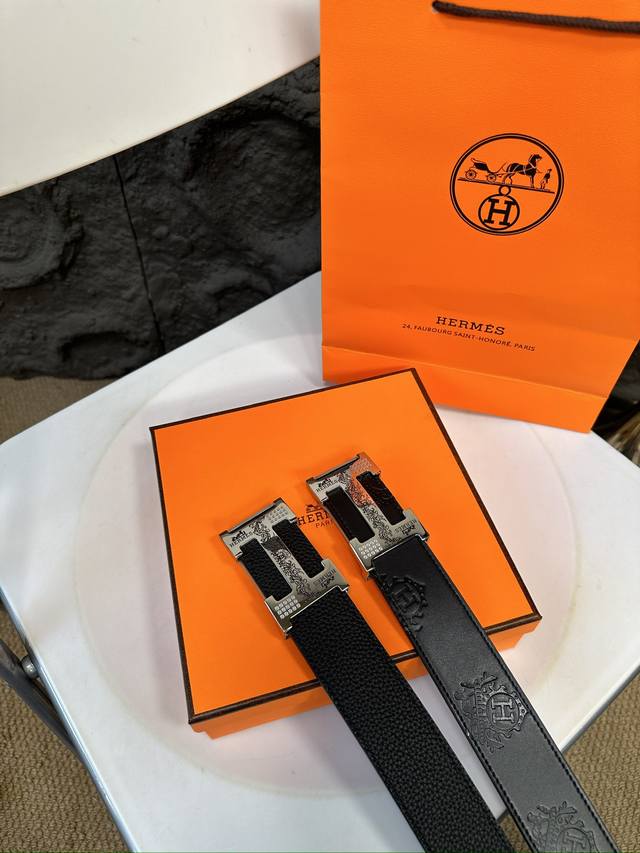 升级版 爱马仕！！ 高版本！全钢头 腰带 嘿哈 原单牛皮全钢头皮带～热门款 皮带里面最火的啦～质量很好 全套包装！五金绝对不褪色 皮带头和专柜一样的哦～ 配礼盒