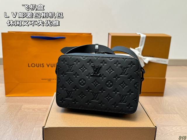 飞机盒 Lv 邮差包相机包 复古有颜值好看百搭 休闲又不失优雅 简直美翻了 尺寸： 24 16