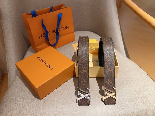 Lv路易威登 牛皮腰带皮带 宽度3.8 全套包装手提袋