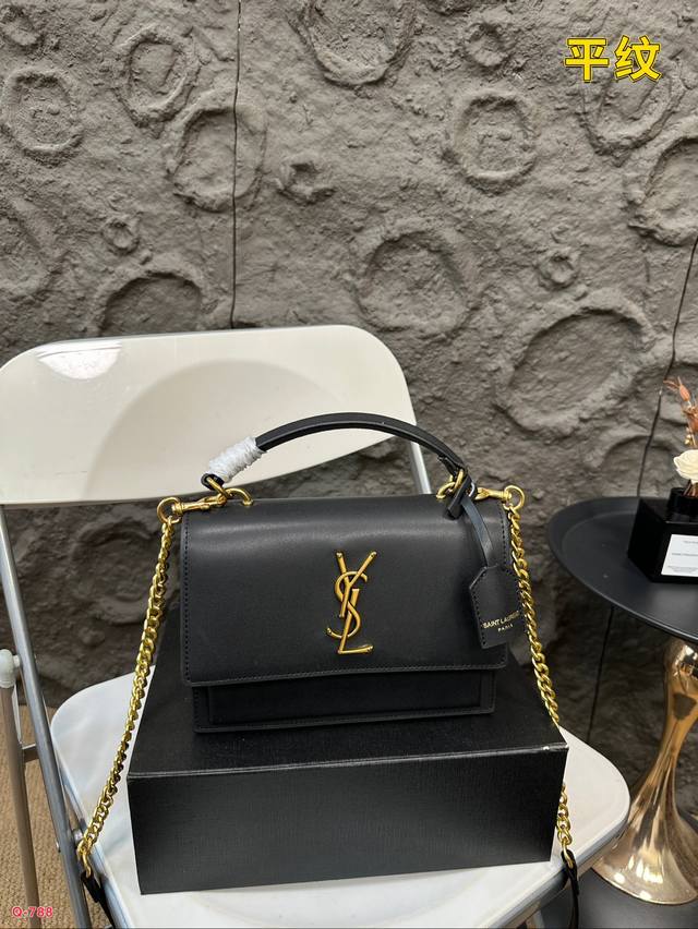 配折叠盒 Ysl圣罗兰日不落手提包 平纹 无敌经典款sunset日落包原厂皮版本！出了这么长时间热度依然不减，可见它受人喜欢的程度非同一般！高品质原厂正品皮，正