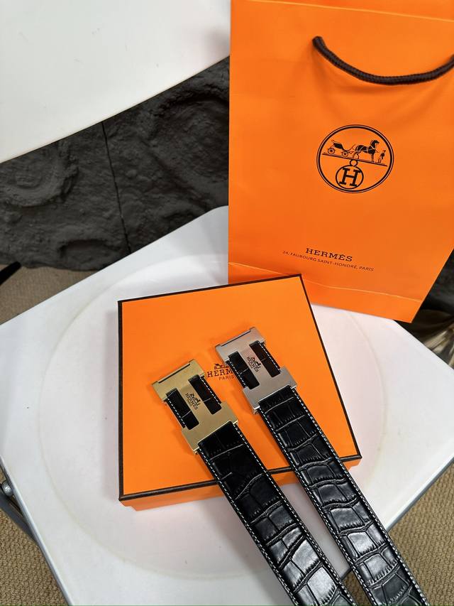 升级版 爱马仕！！ 高版本！全钢头 腰带 嘿哈 原单牛皮全钢头皮带～热门款 皮带里面最火的啦～质量很好 全套包装！五金绝对不褪色 皮带头和专柜一样的哦～ 配礼盒