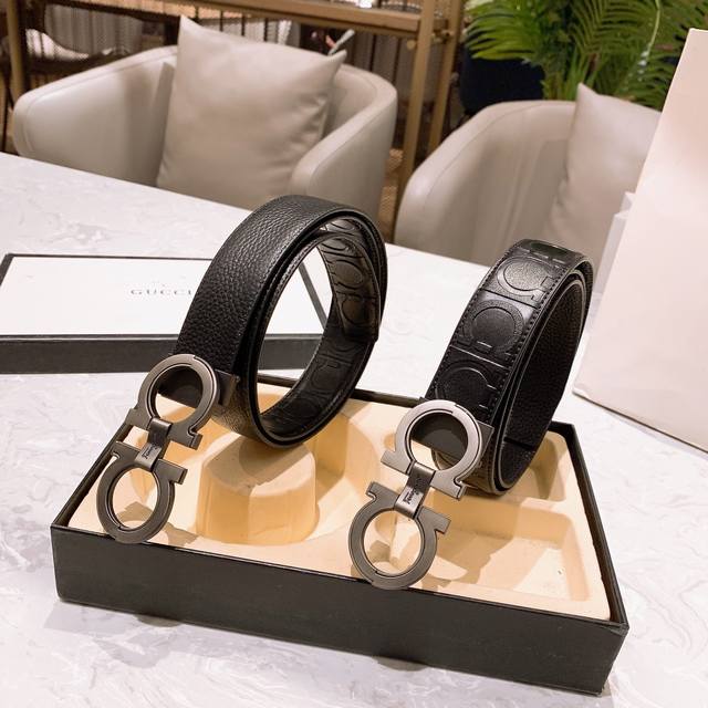 菲拉格慕男士皮带 一条带了就会发财的腰带 必买ferragamo 菲拉格慕的理由:因为皮带头形状是8，谐音是发腰缠万贯这个理由够充分吧最关键还不用担心买大买小，