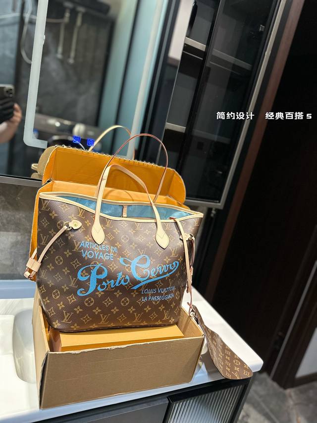 Lv 牛皮 L家 Neverfull 中号购物袋！入门级的款式哦！绝对的终身款！此物经典不言而喻！街拍和实用都是非常nb的选择！大家拿到后可以感受下，皮质颗粒之