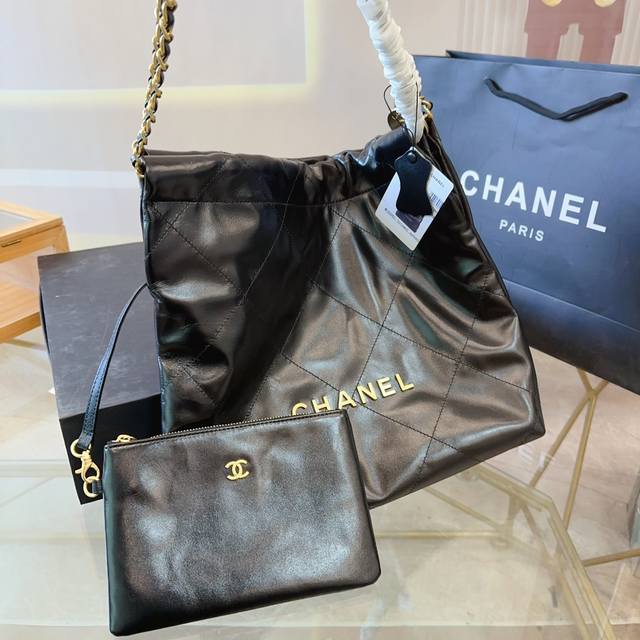 牛皮 折叠礼盒 Chanel香奈儿垃圾袋 很耐造 更酷噢高级感拉满 尺寸29.8.30 T 牛皮 折叠礼盒 Chanel香奈儿垃圾袋 很耐造 更酷噢高级感拉满 尺寸29.8.30 T