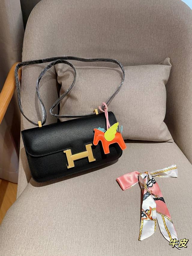 牛皮金扣 配送丝巾小马挂件 爱马仕hermes 手掌纹elan26横版康康包空姐包 尺寸26×19×11 礼盒包装