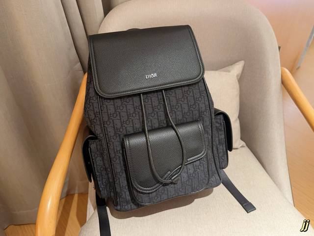 迪奥dior Men系列双肩包双肩背包 尺寸28×42×15